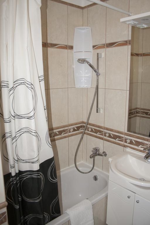 Apartments Mirage ノヴァリャ エクステリア 写真