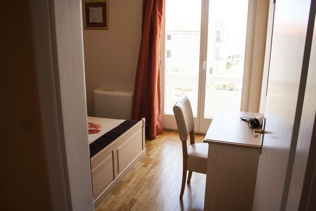 Apartments Mirage ノヴァリャ エクステリア 写真