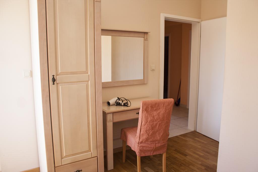 Apartments Mirage ノヴァリャ エクステリア 写真