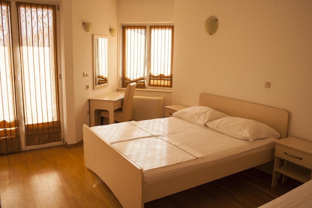 Apartments Mirage ノヴァリャ エクステリア 写真