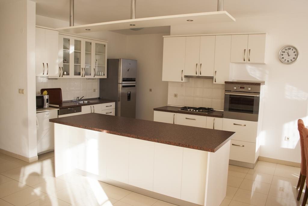 Apartments Mirage ノヴァリャ エクステリア 写真